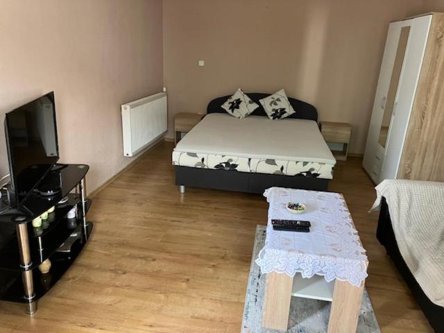 Апартаменти Apartmanovy Dom Slavia Бойниці Екстер'єр фото